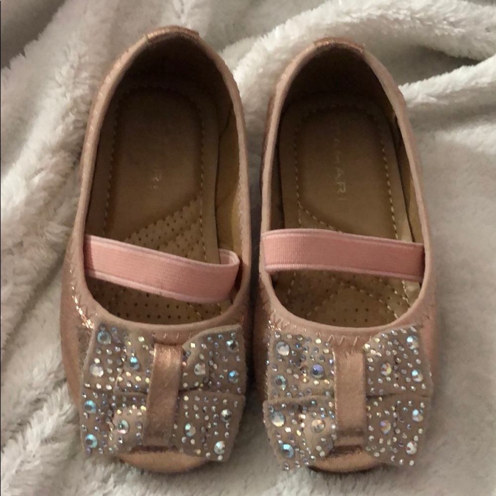 Tahari toddler flats size 5